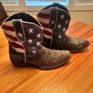 EUC Roper Boots Size 9 1-2